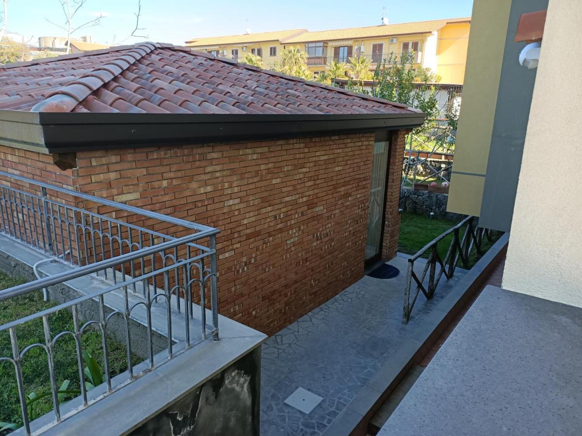 B&B Villa Salome' San Pietro Clarenza Экстерьер фото